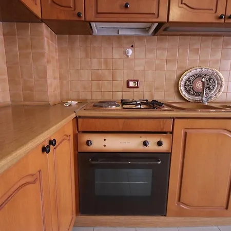 Apartment Viron Apartament Himare