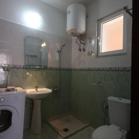 Viron Apartament Apartment *