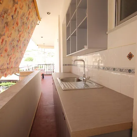 Viron Apartament Himare